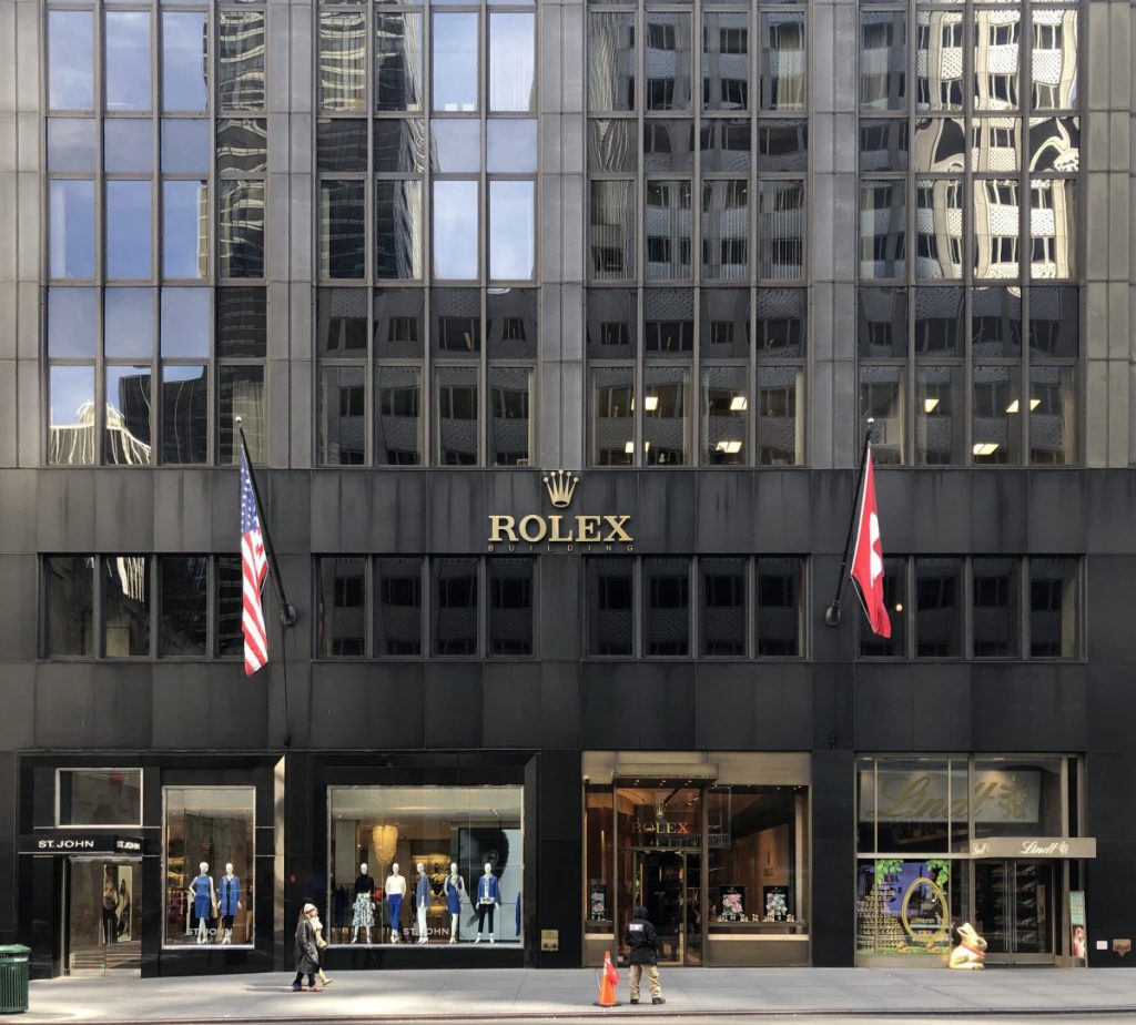 Undvigende Sammenhængende Monumental Demolition begins at Rolex headquarters at 665 Fifth Avenue